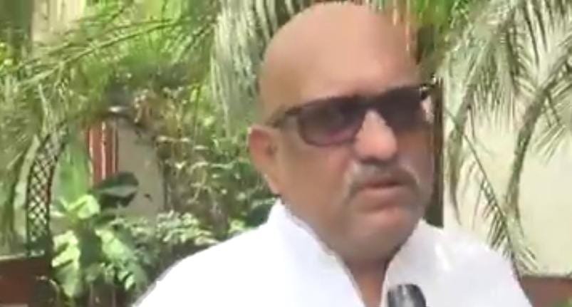 कांग्रेस अध्यक्ष अजय राय ने कहा, “अगर मुख्य बातें सामने आ गईं तो सरकार की पोल खुल जाएगी।