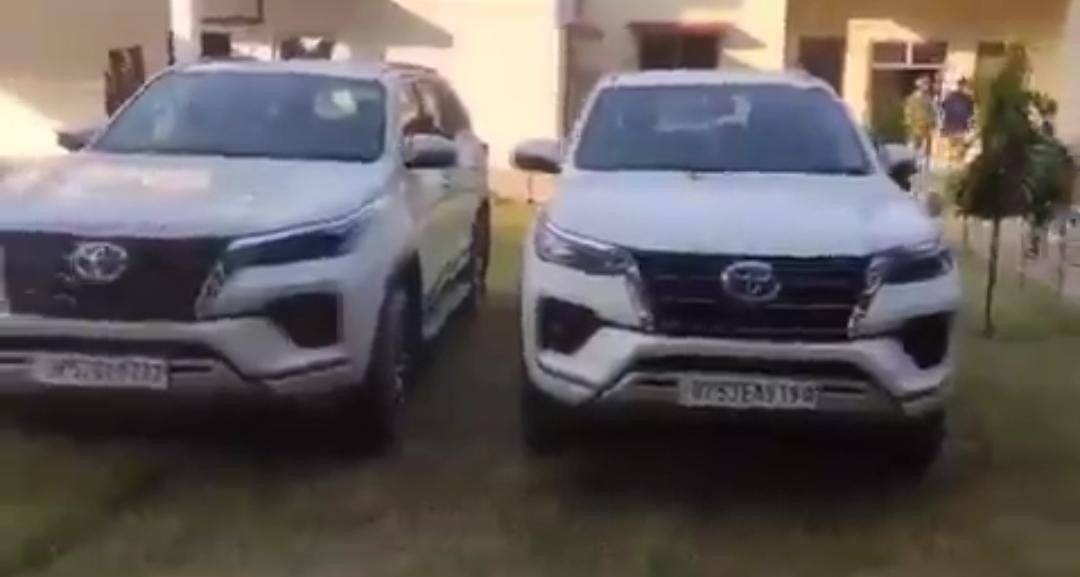 फॉर्चूनर कारो से 2 महिला डांसरो को अगवा कर गैगरेप, अमीरजादो ने दिया वारदात को अंजाम