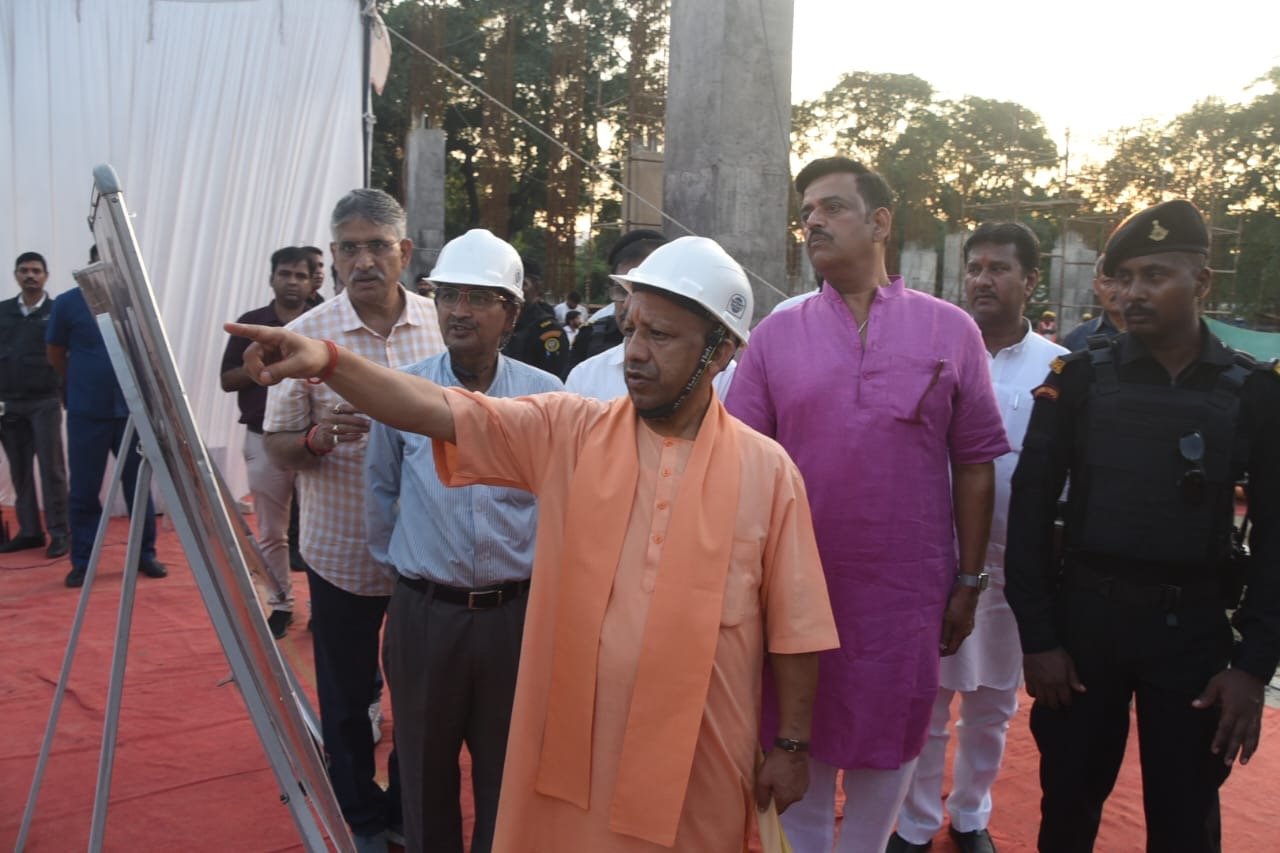 सीएम योगी- गौरव संग्रहालय में हों वैदिक काल से लेकर स्वतंत्रता आंदोलन तक के दर्शन