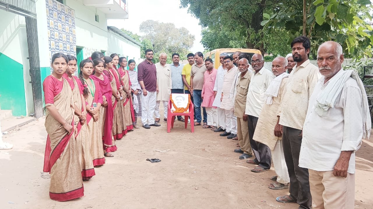 दीनदयाल उपाध्याय का चिंतन मनन आज भी भारतीय लोकतंत्र के लिए प्रासंगिक: महेश उमर