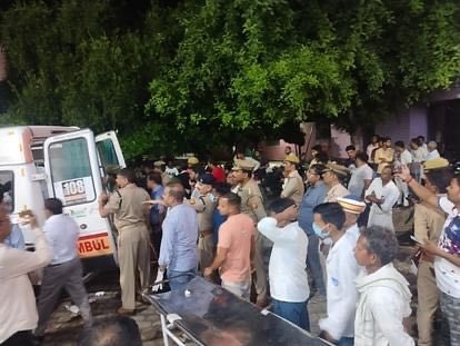 बाराबंकी में एक भीषण सड़क हादसा-5 लोगों की मौत