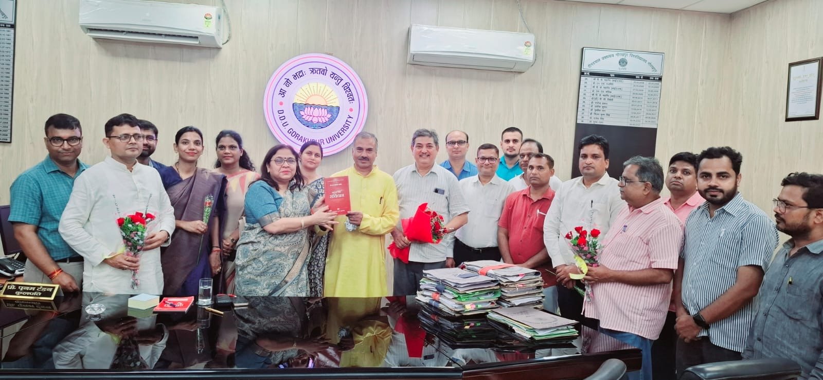 प्रो.कमलेश गुप्त ने ग्रहण किया हिन्दी विभागाध्यक्ष का कार्यभार हिन्दी दिवस कार्यक्रम हुआ आयोजित
