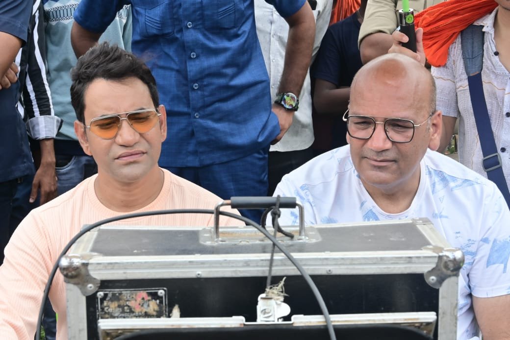 दिनेशलाल यादव निरहुआ ने गौतम शाह की ‘भूत मंडली’ की शूटिंग जौनपुर में किया समाप्त