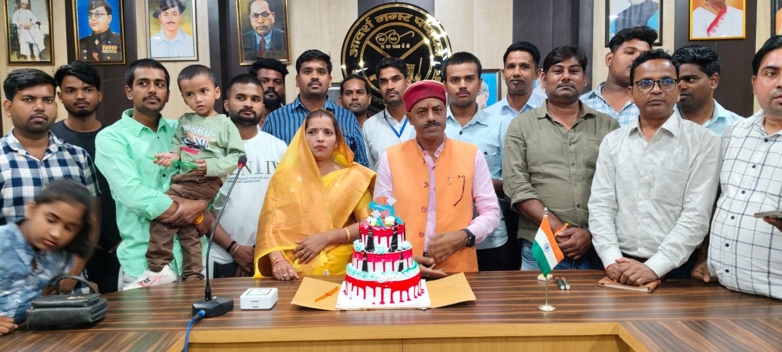 चेयरमैन का मनाया गया जन्मदिन, मिली बधाई
