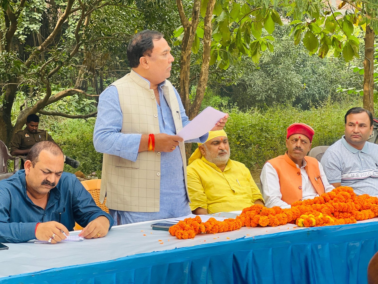 संगठन में व्यक्ति नही कार्य करने वाले महत्वपूर्ण