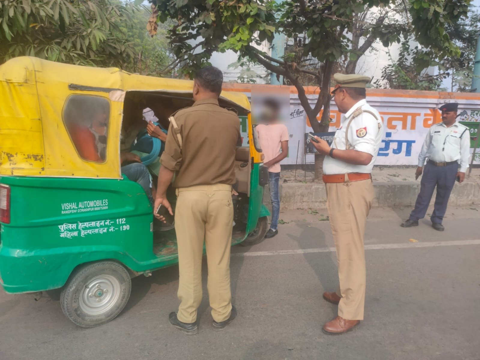 यातायात माह में चित्रकला प्रतियोगिता और सघन चेकिंग अभियान