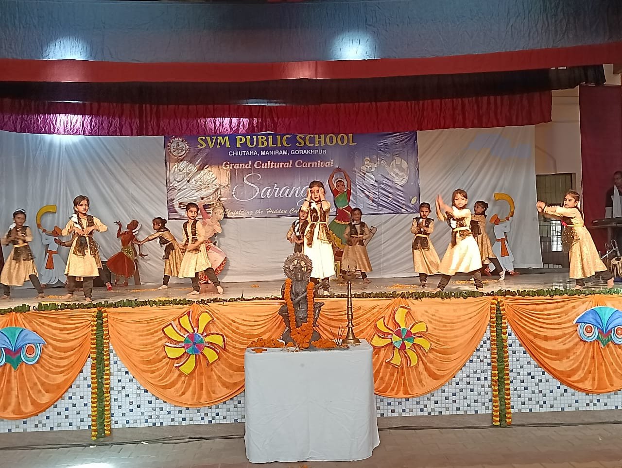एसवीएम के वार्षिकोत्सव में दिखी भारतीय संस्कृति की झलक