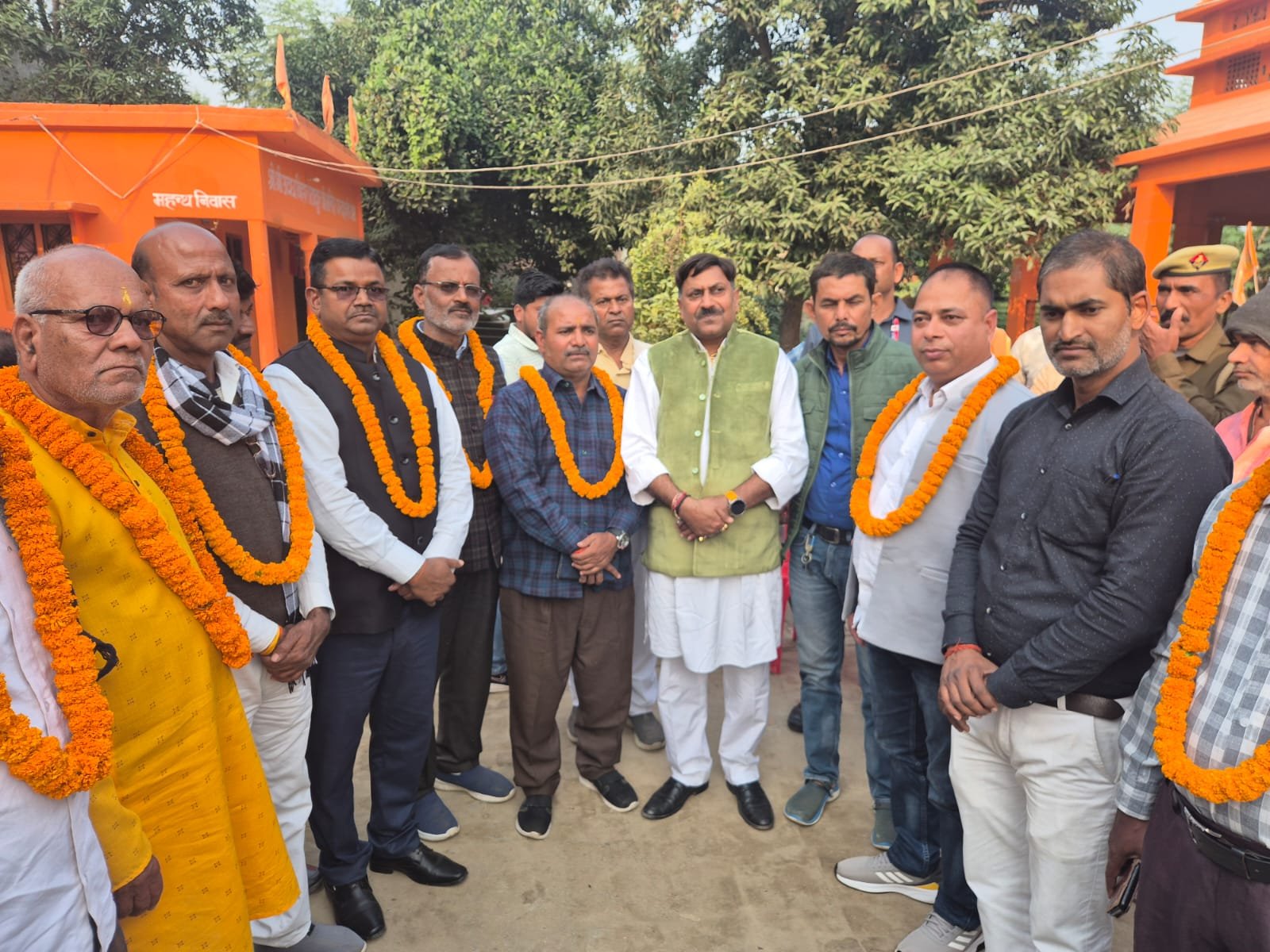 बूथ स्तर तक के कार्यकर्ताओं के मान सम्मान के लिए सदैव तत्पर- विधायक फतेह बहादुर सिंह