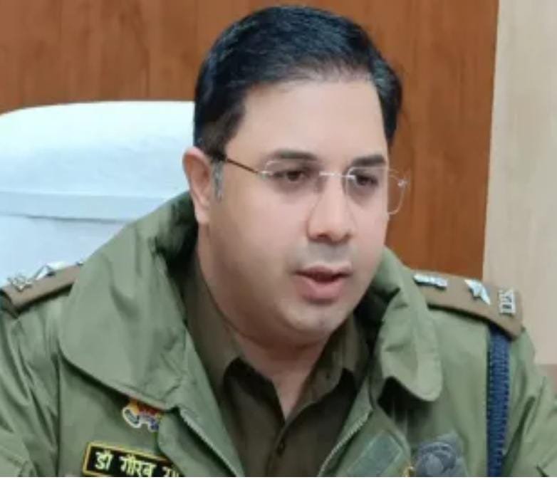 गोरखपुर पुलिस में बड़ा एक्शन: तीन पुलिसकर्मी निलंबित