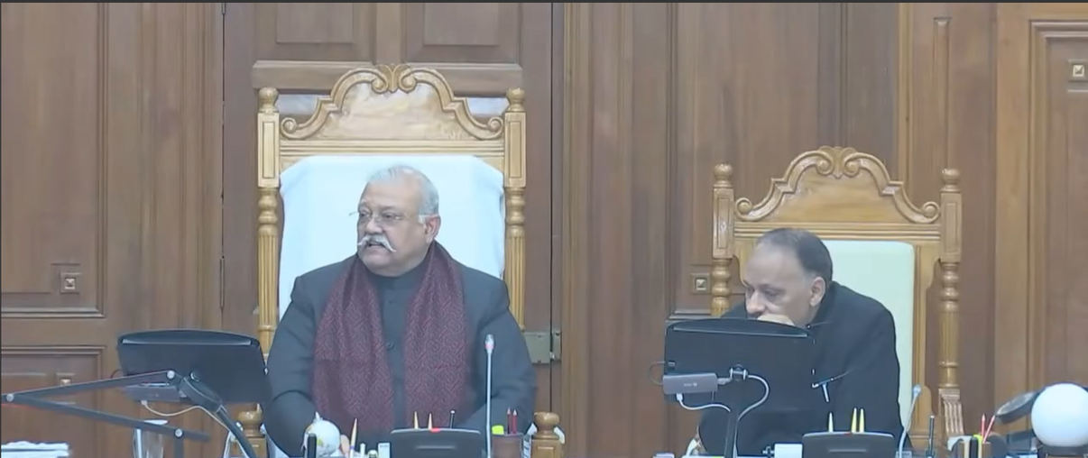 विधान परिषद में डॉक्टर-सिपाही विवाद मामला गूंजा, डिप्टी सीएम ने दी जांच का भरोसा