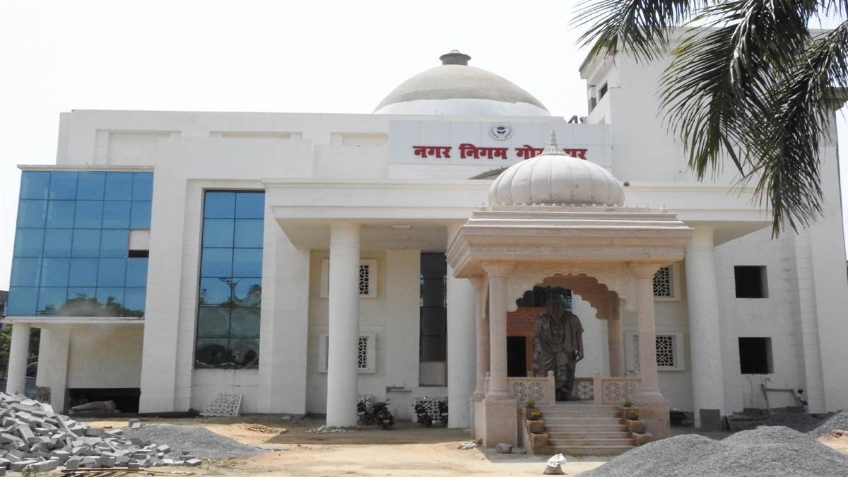 नगर निगम पार्षदों को महापौर के साथ विकास कार्यों का भ्रमण कराएगा