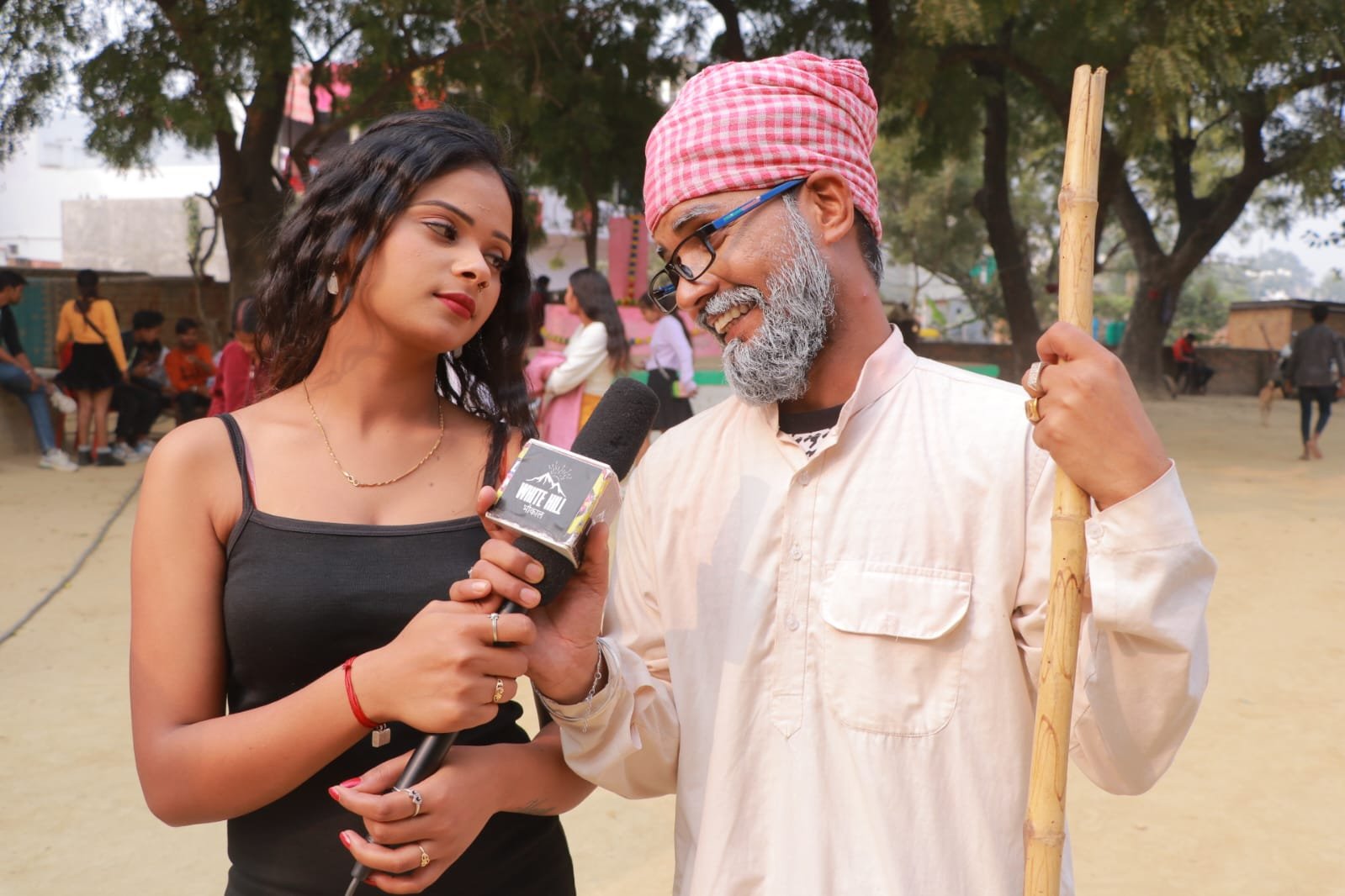 यूट्यूबर्स पर गाने के माध्यम से कटाक्ष ‘रिपोर्टर रानी’