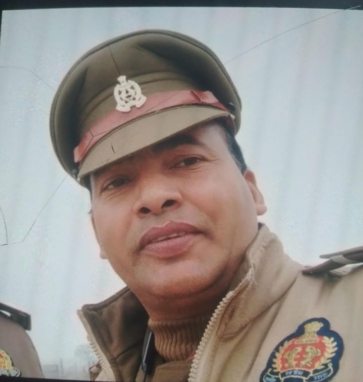 मेरठ का दरोगा 2 लाख रुपये की रिश्वत लेते अरेस्ट