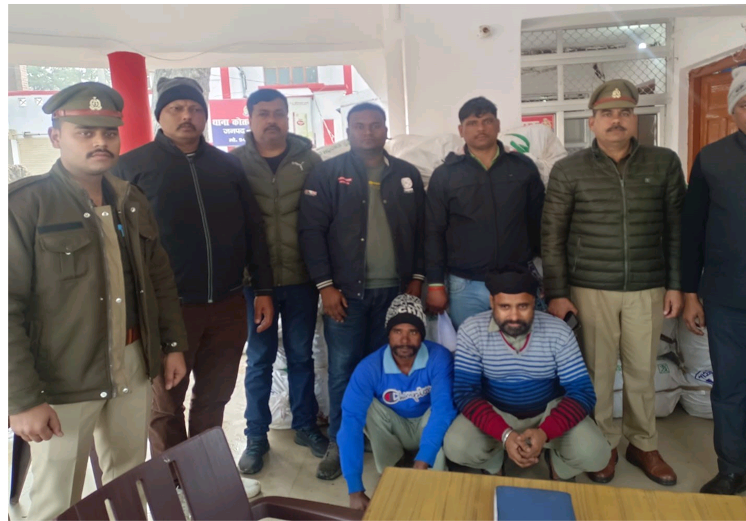 थाना गोरखपुर की टीम द्वारा 770 किलोग्राम अवैध मादक पदार्थ गांजा (अनुमानित अन्तर्राष्ट्रीय कीमत 3 करोड़ 85 लाख रूपये) बरामद