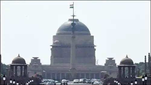 उच्च पद की गरिमा को ठेस पहुंची’, राष्ट्रपति भवन ने की विपक्ष नेता के बयानों की निंदा