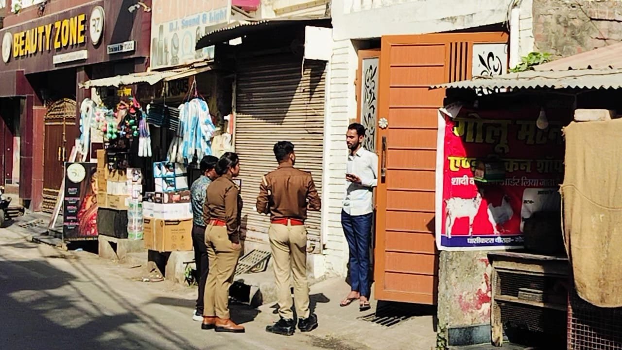 होली पर सीएम योगी की नरसिंह शोभायात्रा: रूट के घरों का पुलिस ने किया वेरिफिकेशन
