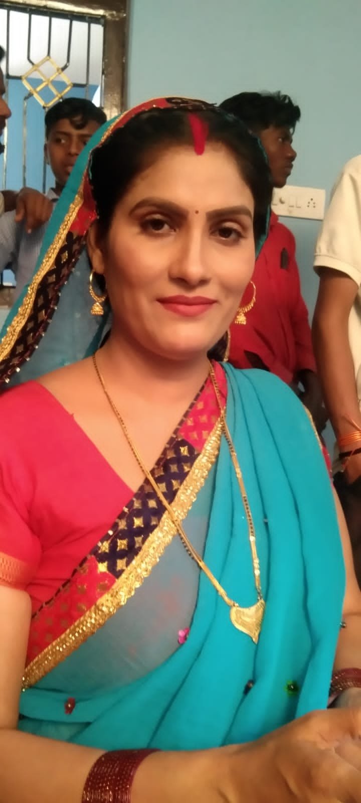 दिलीप कुँवर जॉन ने अभिनेत्री खुशबू यादव का जन्मदिन बनाया यादगार
