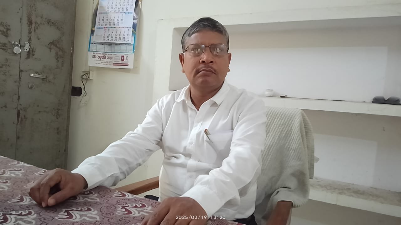 नवागत नायब तहसीलदार ने संभाला कार्यभार