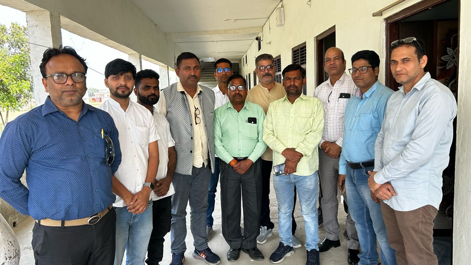 पूर्वांचल पत्रकार एसोशिएशन की मासिक बैठक सम्पन्न