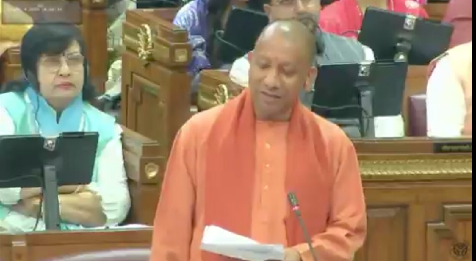 ‘एक नाविक परिवार ने कुंभ में 45 दिन में 30 करोड़ की कमाई की’