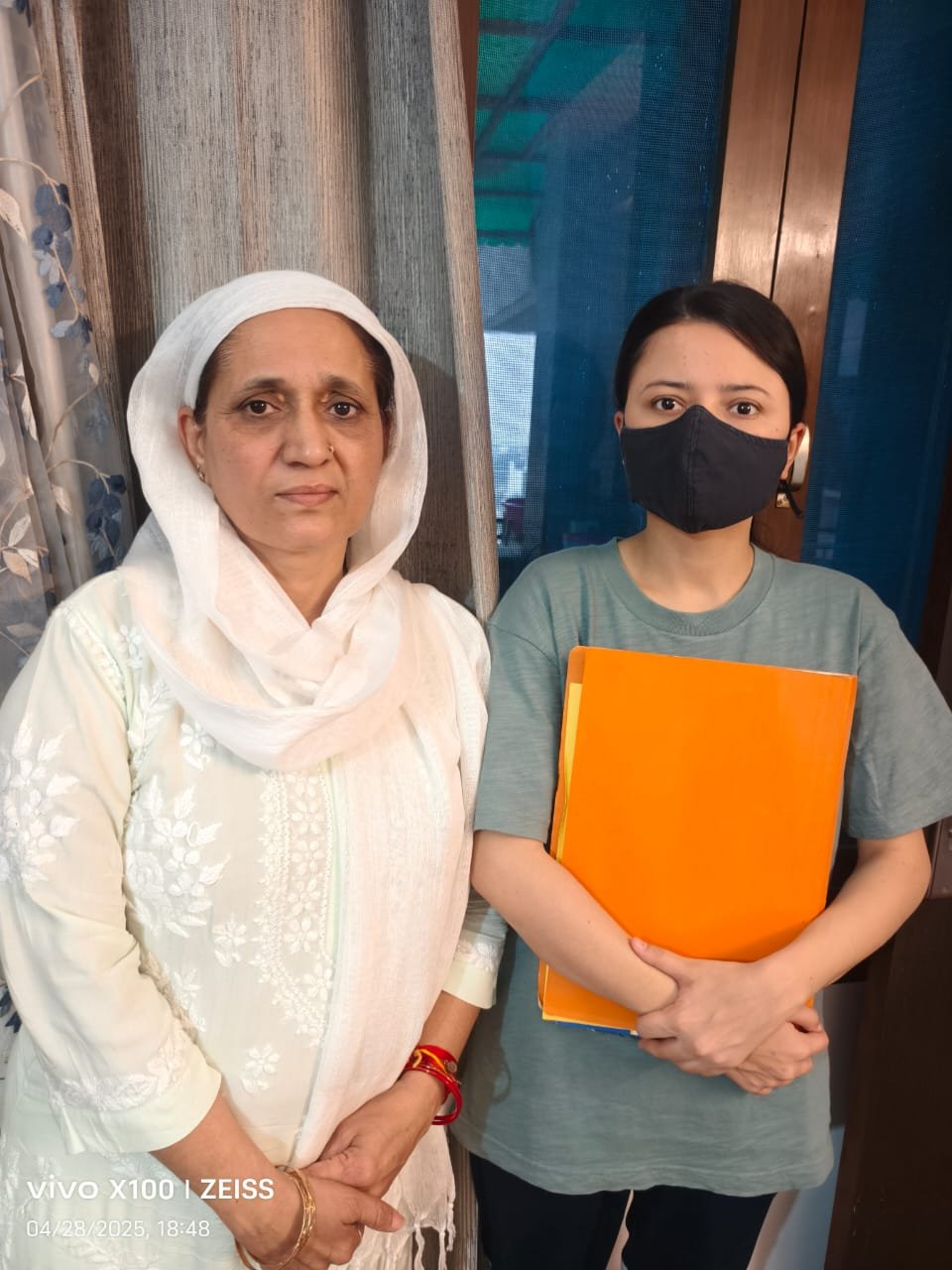 सीएम सिटी गोरखपुर में दिल्ली की महिला डॉक्टर के परिवार संग करोड़ों की ठगी
