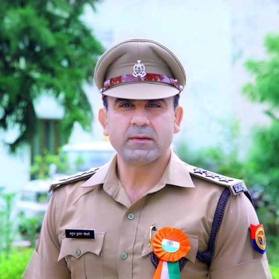 संभल के डिप्टी एसपी अनुज चौधरी को पुलिस की जांच में क्लीनचिट