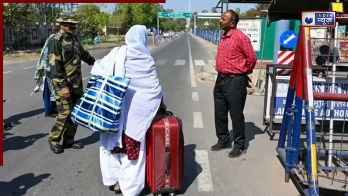 पाकिस्तान ने खोला अटारी-वाघा सीमा द्वारा