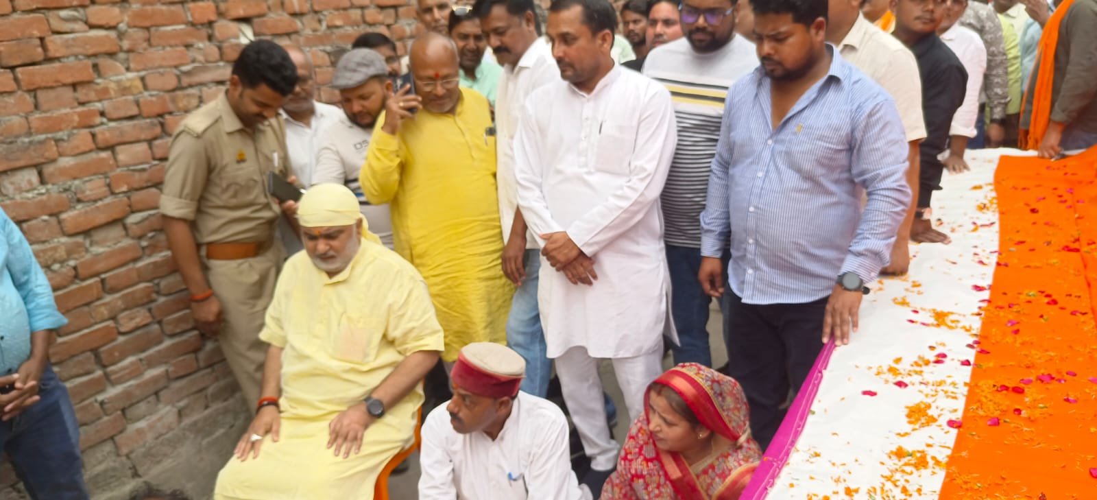 120 लाख की विकास परियोजनाओं का हुआ शिलान्यास