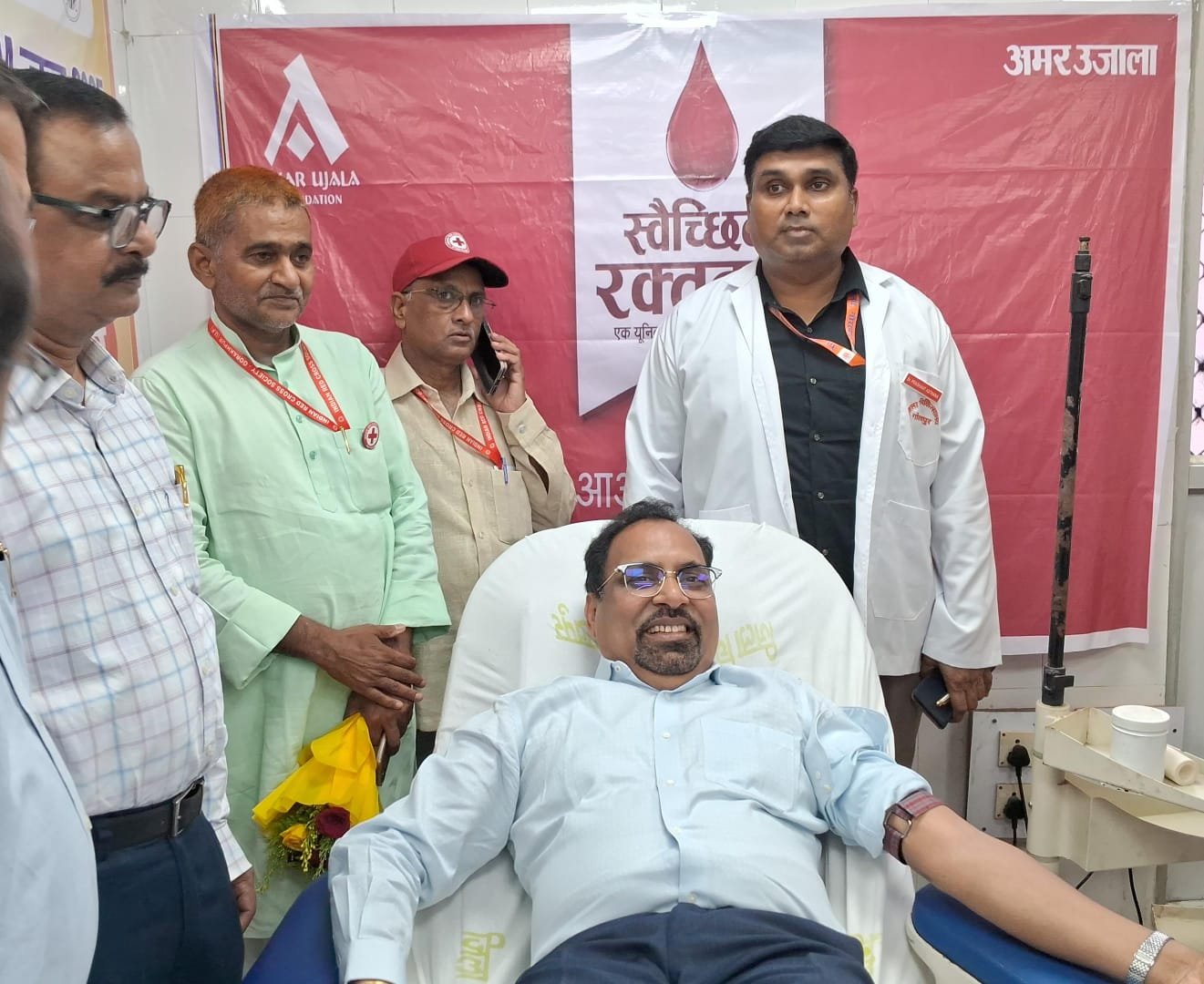 बिना रिप्लेसमेंट ब्लड डोनेशन की पहल तेज, जिला अस्पताल से रक्तदाताओं ने भी दिया संदेश