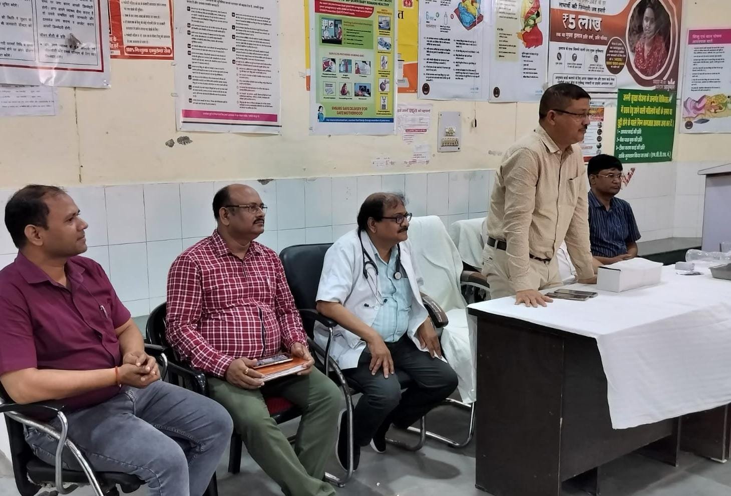 बच्चे को उल्टी दस्त आए तो नजदीकी स्वास्थ्य केंद्र पर दिखाएं, देते रहें ओआरएस का घोल