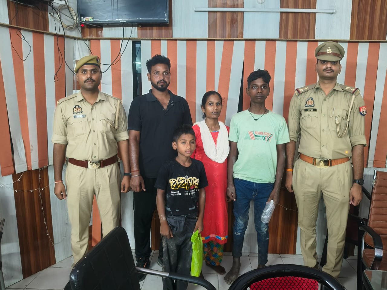 गायब हुए दो नाबालिग बच्चों को सूचना मिलने के 1 घंटे के अंदर सहजनवा पुलिस ने किया बरामद