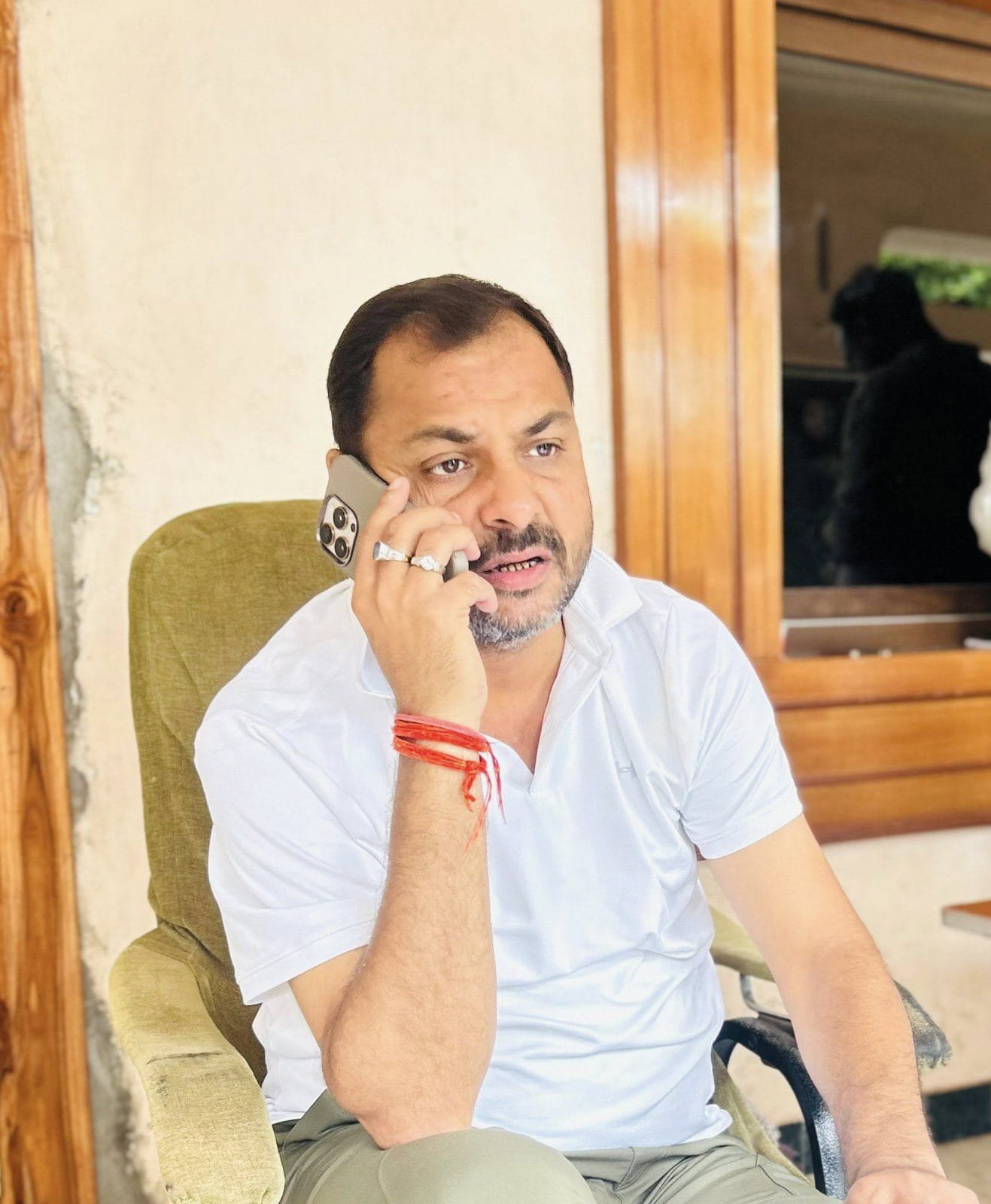 विधायक ने जड़ा एसडीएम को थप्पड़