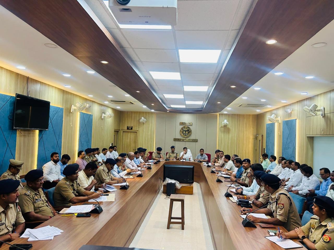 मोहर्रम और कावड़ यात्रा को सकुशल संपन्न कराने के लिए बैठक की गई आयोजित
