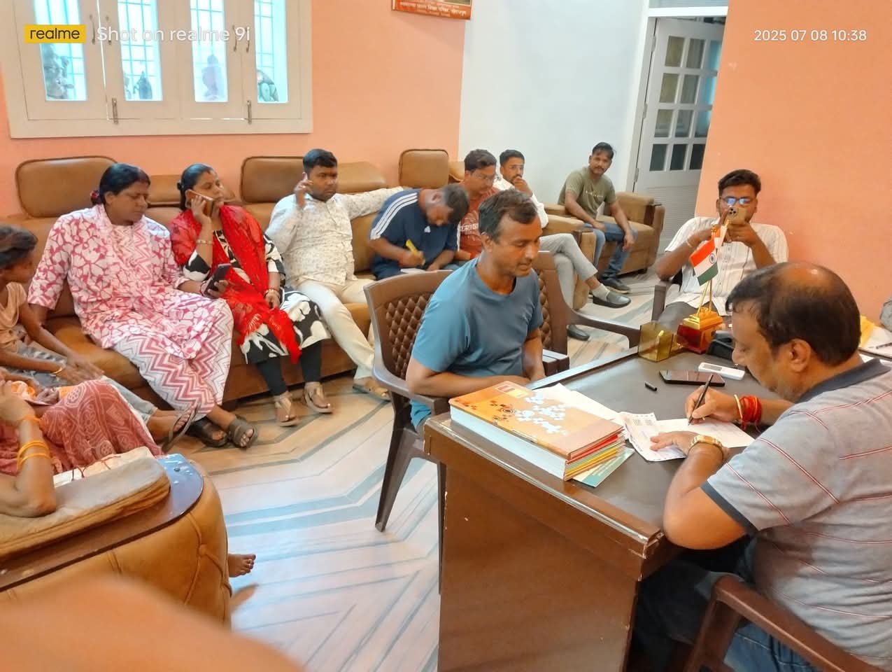 जनसुनवाई से जनता संतुष्ट, समस्याओं का हो रहा त्वरित समाधान – समरेंद्र विक्रम सिंह