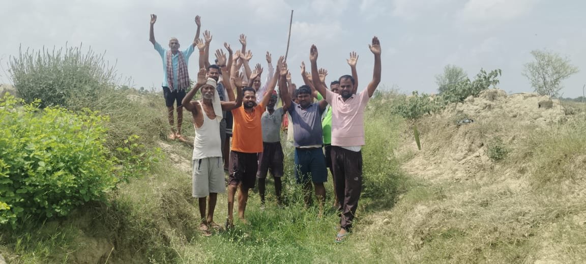 नहर में पानी नहीं आने से नाराज किसानों का प्रदर्शन, धरना प्रदर्शन की दी चेतावनी