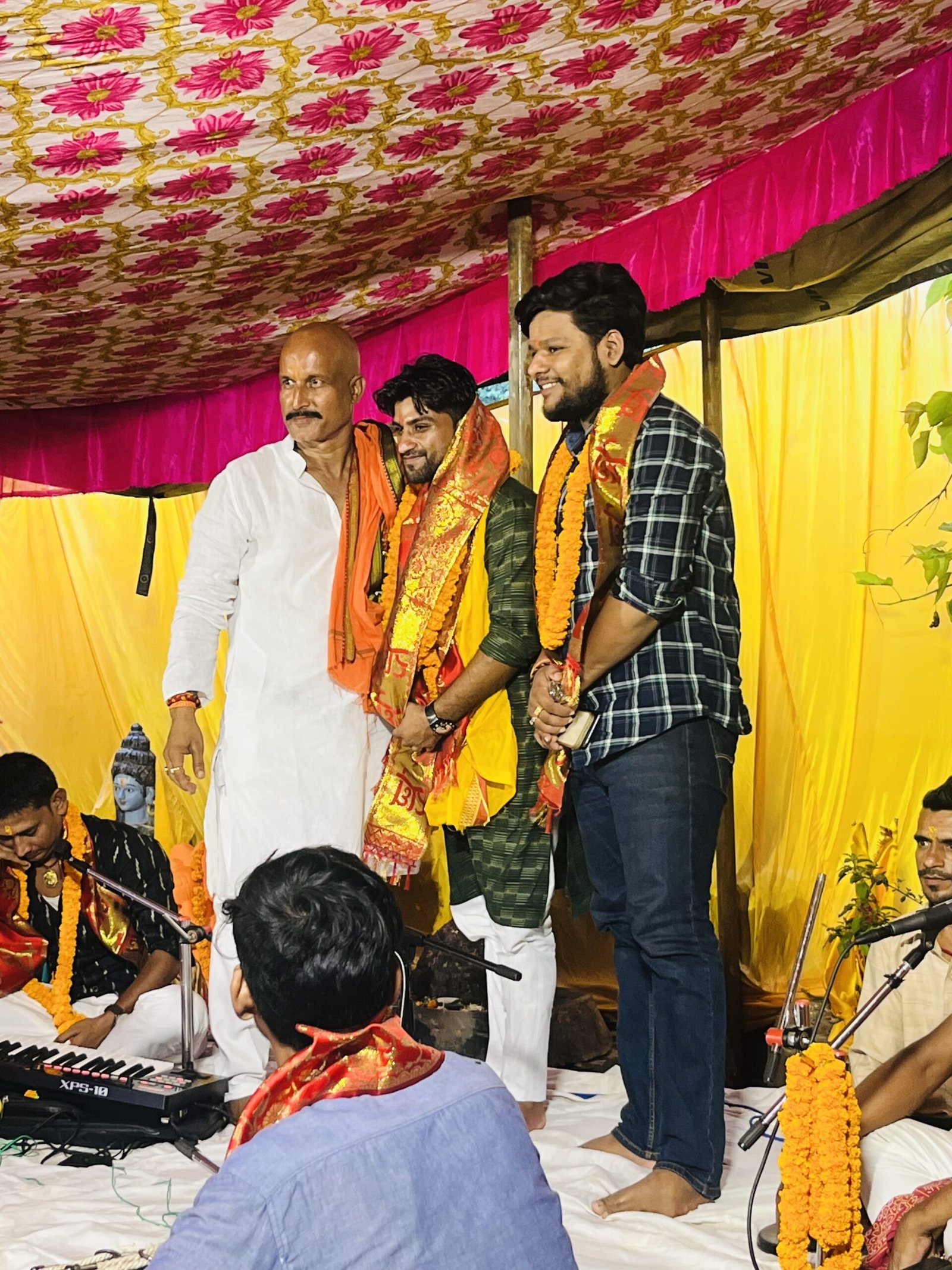 श्री बालाजी मंदिर में अखंड कीर्तन के अवसर पर सुप्रसिद्ध गायक कुमार अर्जुन का आगमन