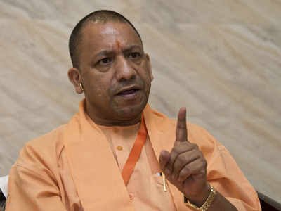 योगी सरकार का मथुरा पर विशेष फोकस: 8 वर्षों में 38 बार पहुंचे सीएम योगी