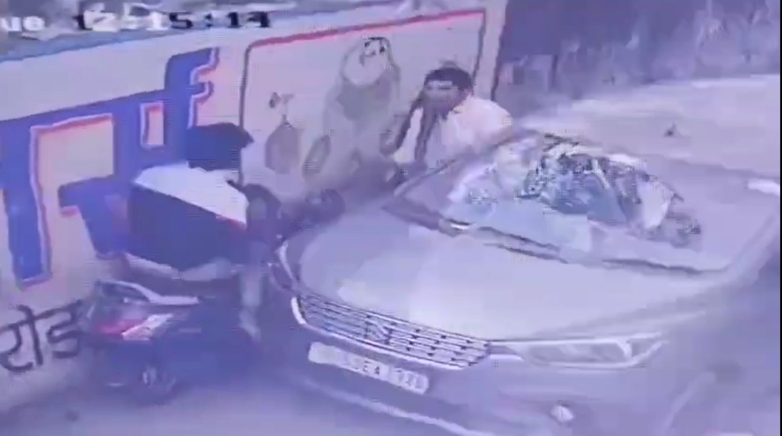 महिला ने कहा कि न्याय नही मिला तो आत्महत्या कर लूंगी, तिवारीपुर पुलिस पर लगाया दबंगो का साथ देने का आरोप