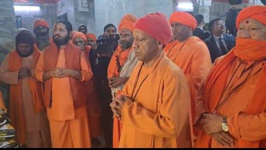 मकर संक्रांति पर सीएम योगी आदित्यनाथ का गोरखपुर दौरा